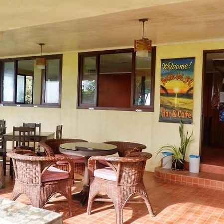 Puesta Del Sol Beach Bungalows And Restobar Mambajao Exterior foto